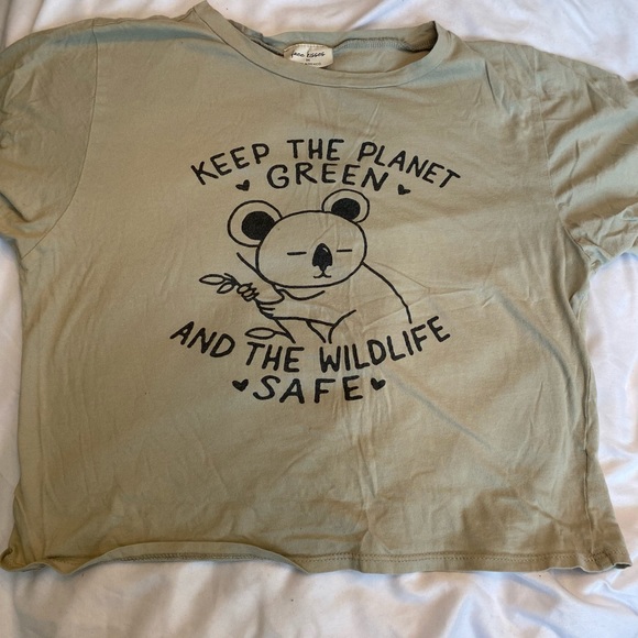 Graphic Tee - Picture 4 of 4